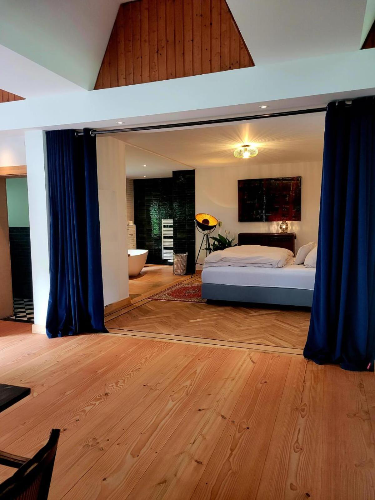Graceland Fischerbach エクステリア 写真